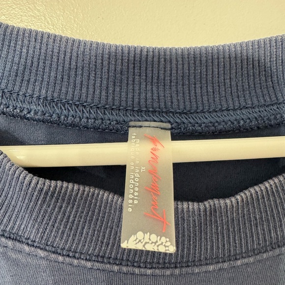 FP Movement Hotshot crossoverr set
Midnight Navy
XL
Excellent condition - Picture 4 of 4